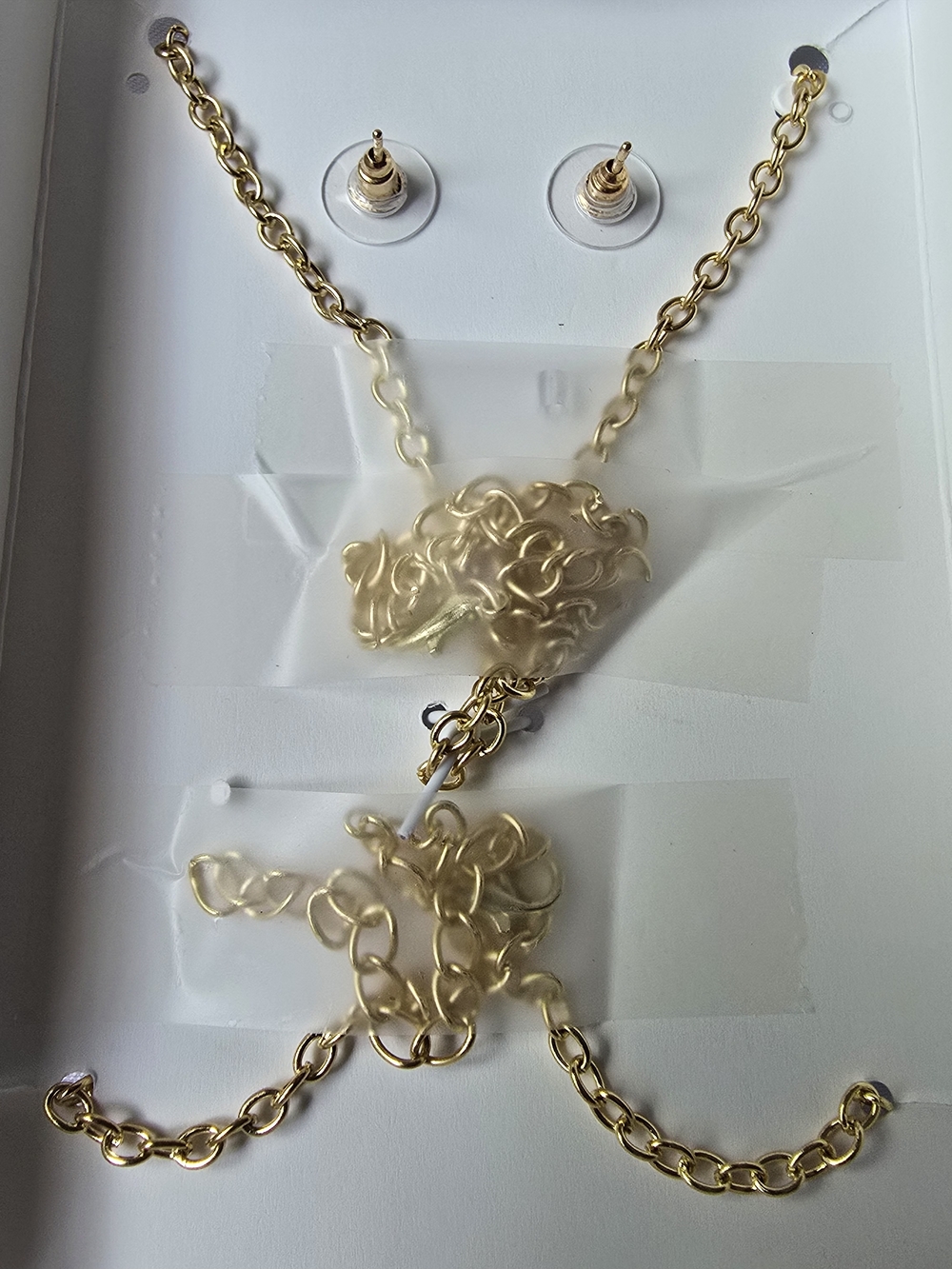 nOir Jewelry Gold Cubic Zirconia Floral Necklace, Bracelet & Earring Clover‎ Set - Picture 4 of 5